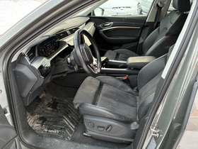 Audi Q8 e-tron vaihtoauto