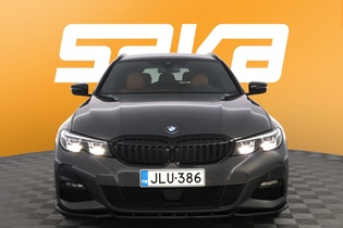 BMW 330 vaihtoauto