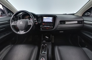 Mitsubishi Outlander vaihtoauto
