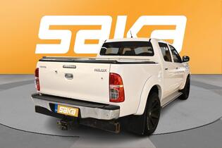 Toyota Hilux vaihtoauto