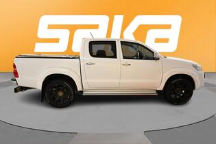 Toyota Hilux vaihtoauto