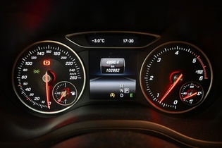 Mercedes-Benz B vaihtoauto