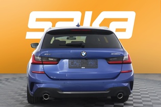 BMW 330 vaihtoauto