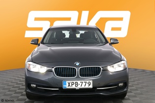 BMW 330 vaihtoauto