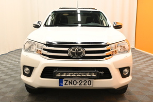 Toyota Hilux vaihtoauto