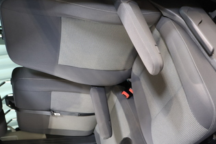 Volkswagen Caravelle vaihtoauto