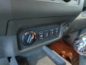 Nissan Navara vaihtoauto