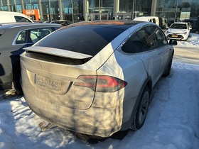 Tesla Model X vaihtoauto