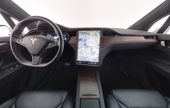 Tesla Model X vaihtoauto