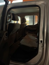 Nissan Navara vaihtoauto