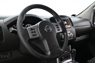 Nissan Navara vaihtoauto