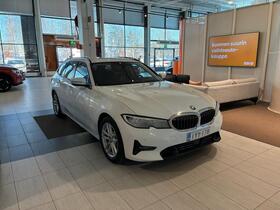 BMW 330 vaihtoauto