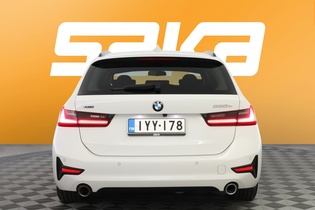 BMW 330 vaihtoauto