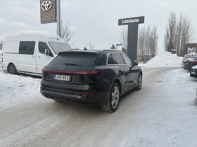 Audi Q8 e-tron vaihtoauto