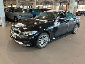 BMW 330 vaihtoauto
