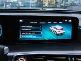 Mercedes-Benz EQC vaihtoauto