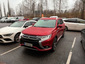 Mitsubishi Outlander PHEV vaihtoauto