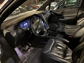 Tesla Model X vaihtoauto