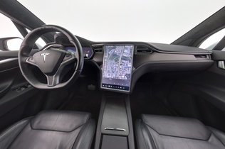 Tesla Model X vaihtoauto