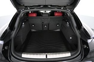 Porsche Taycan vaihtoauto