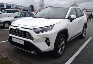Toyota RAV4 vaihtoauto