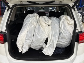 Volkswagen Touran vaihtoauto