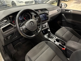 Volkswagen Touran vaihtoauto