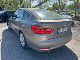 BMW 320 vaihtoauto