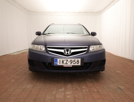 Honda Accord vaihtoauto
