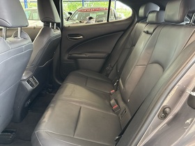 Lexus UX vaihtoauto