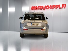 Mitsubishi Outlander PHEV vaihtoauto