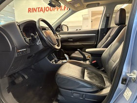 Mitsubishi Outlander PHEV vaihtoauto