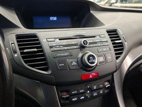 Honda Accord vaihtoauto