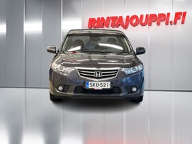 Honda Accord vaihtoauto