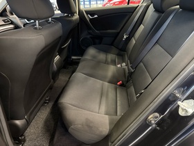 Honda Accord vaihtoauto