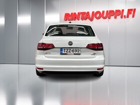 Volkswagen Jetta vaihtoauto