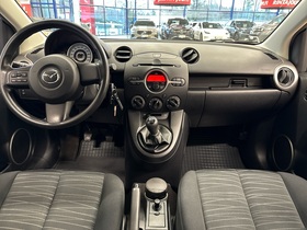 Mazda 2 vaihtoauto