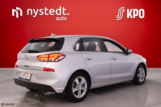 Hyundai i30 5d vaihtoauto