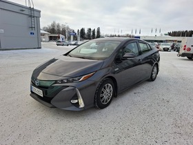 Toyota Prius Plug-in vaihtoauto