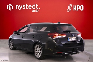 Toyota Auris vaihtoauto