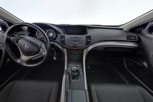 Honda Accord vaihtoauto