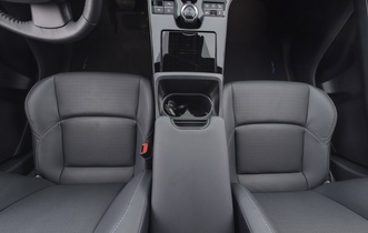 Toyota bZ4X vaihtoauto