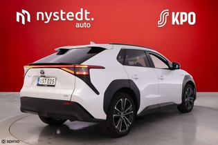 Toyota bZ4X vaihtoauto