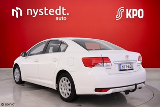 Toyota Avensis vaihtoauto