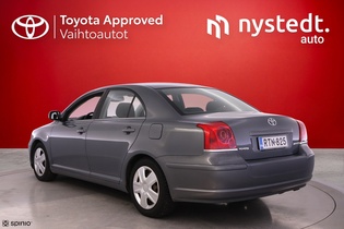 Toyota Avensis vaihtoauto