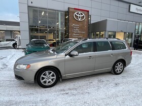 Volvo V70 vaihtoauto