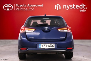 Toyota Auris vaihtoauto