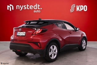 Toyota C-HR vaihtoauto