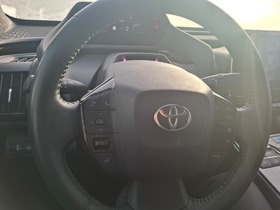 Toyota bZ4X vaihtoauto
