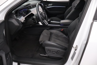 Audi Q8 e-tron vaihtoauto
